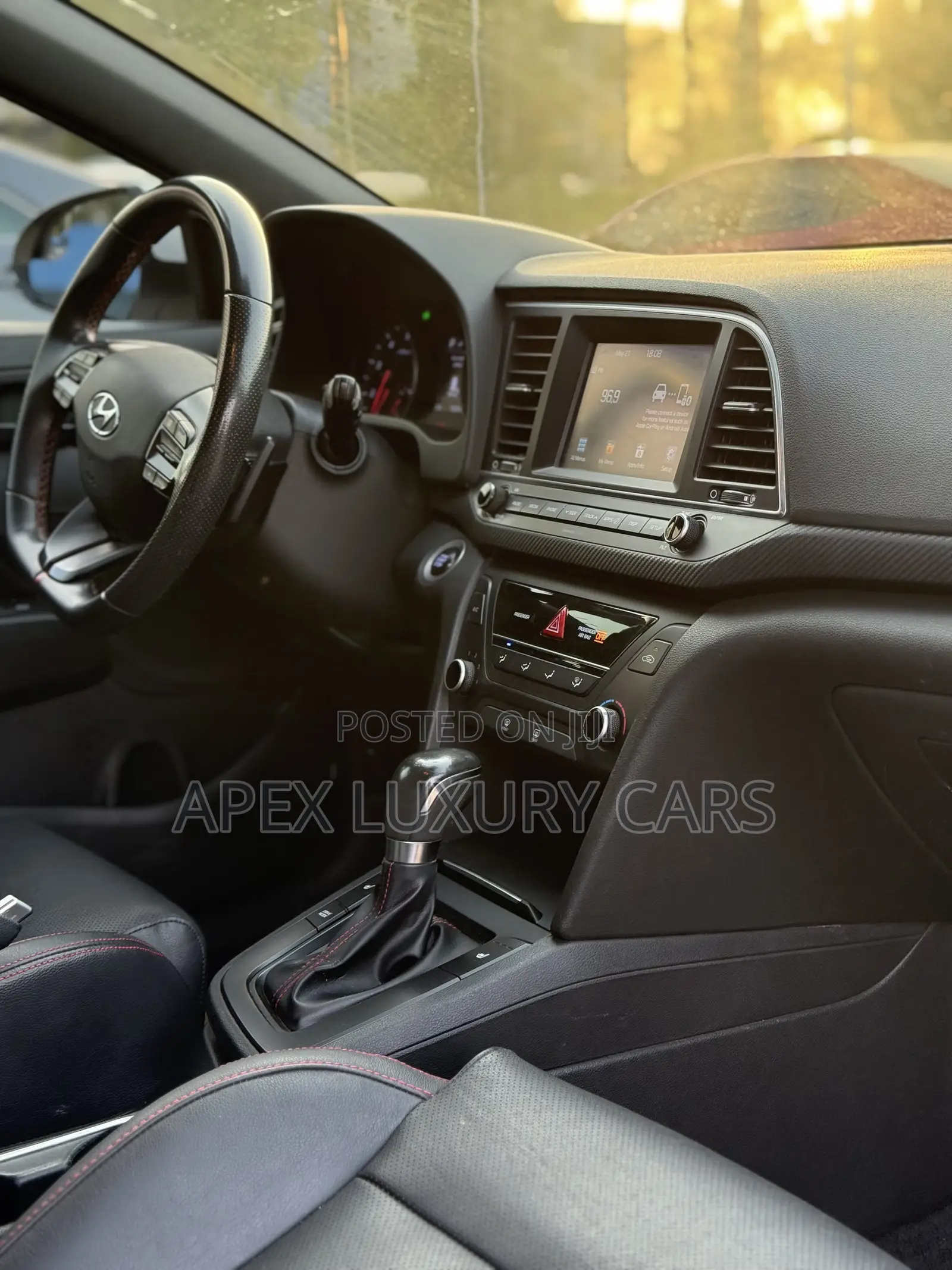 Hyundai Elantra 2017 White