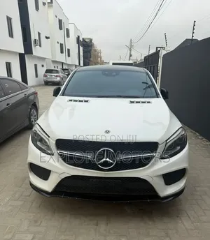 Mercedes-Benz GLE-Class 2018 White