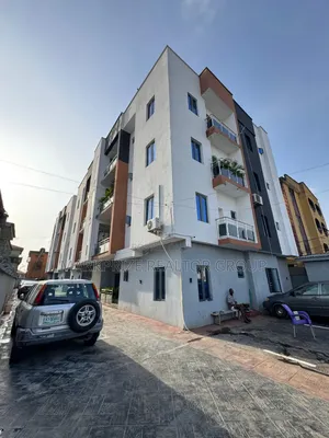 Furnished 3bdrm Apartment in Surulere Lagos for sale