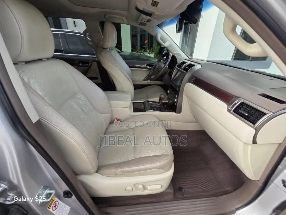 Lexus GX 460 Base 2014 Silver