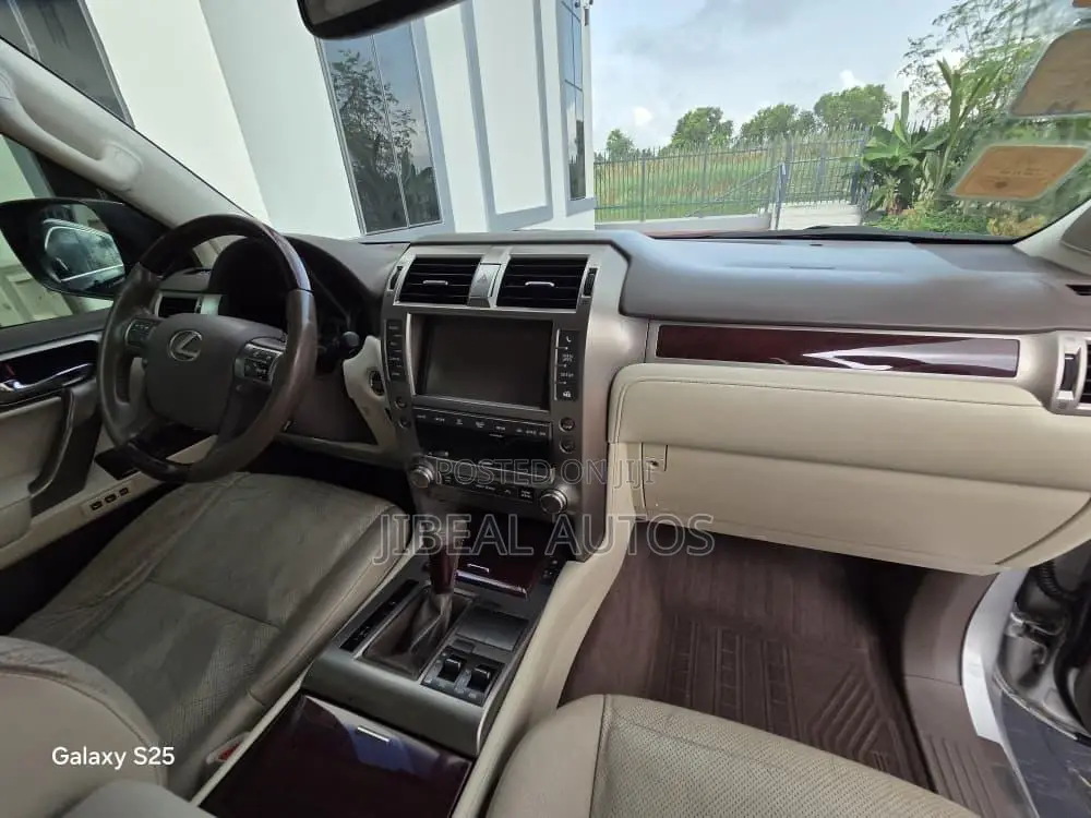 Lexus GX 460 Base 2014 Silver