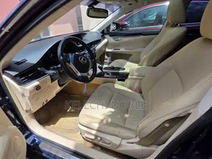 Lexus ES 350 FWD 2015 Blue