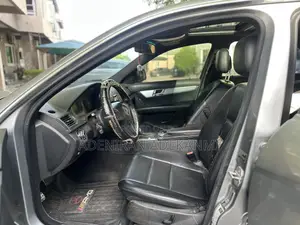 Mercedes-Benz C300 2008 Green