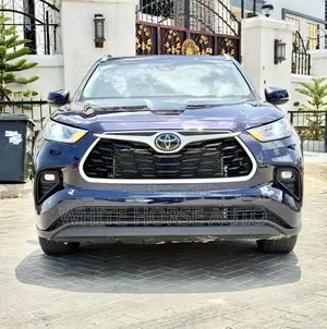 Toyota Highlander XLE FWD 2020 Blue