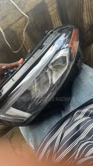 Headlights for A220/250 W177 2020/21 Model Without Charger