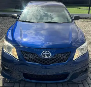 Toyota Camry SE 4dr Sedan (2.5L 4cyl 6AM) 2010 Blue