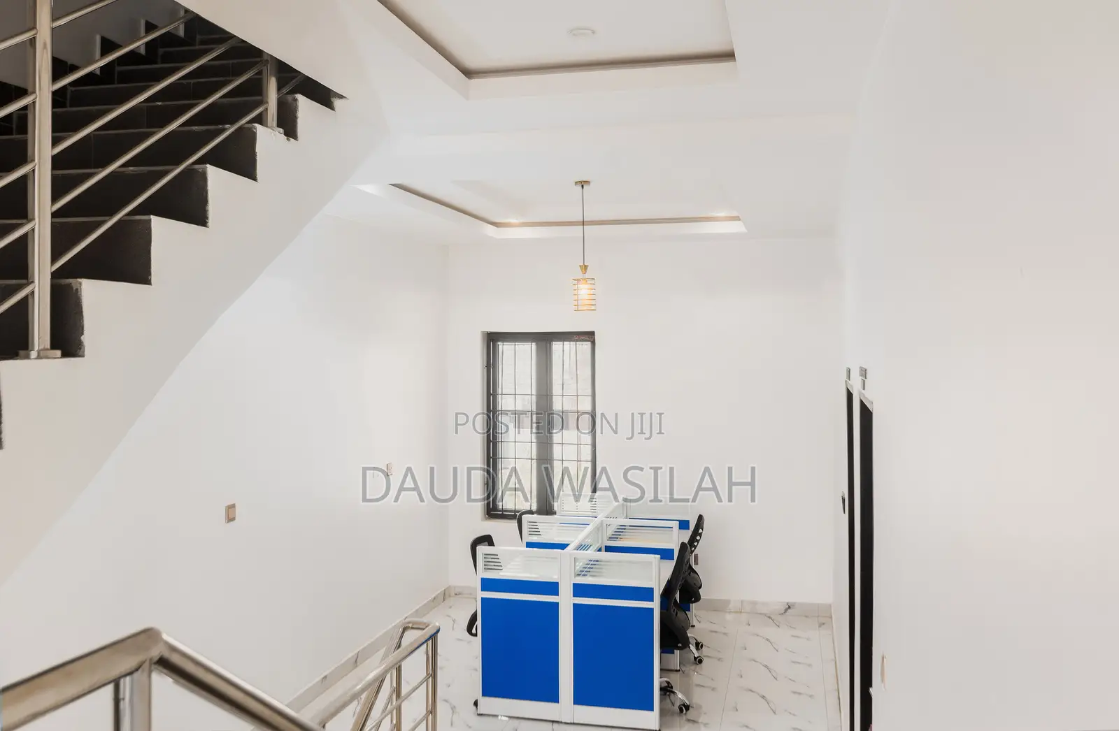 Private and Shared Officespace