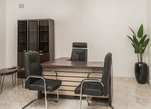 Private and Shared Officespace