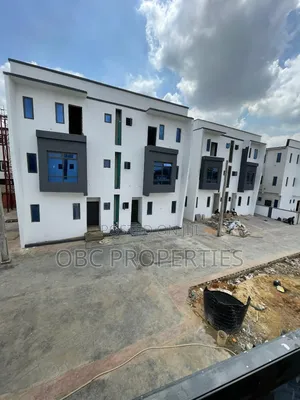 4 Bedrooms Semi Detached Duplex With Bq