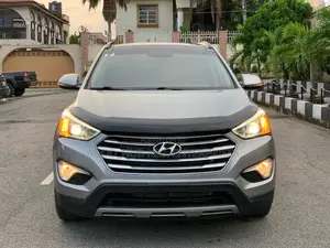 Hyundai Santa Fe Limited 4dr SUV AWD (3.3L 6cyl 6A) 2014 Silver