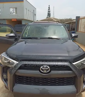 Toyota 4-Runner 2016 Gray