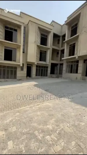 4bdrm Duplex in Planet 1021 By, Life Camp for sale