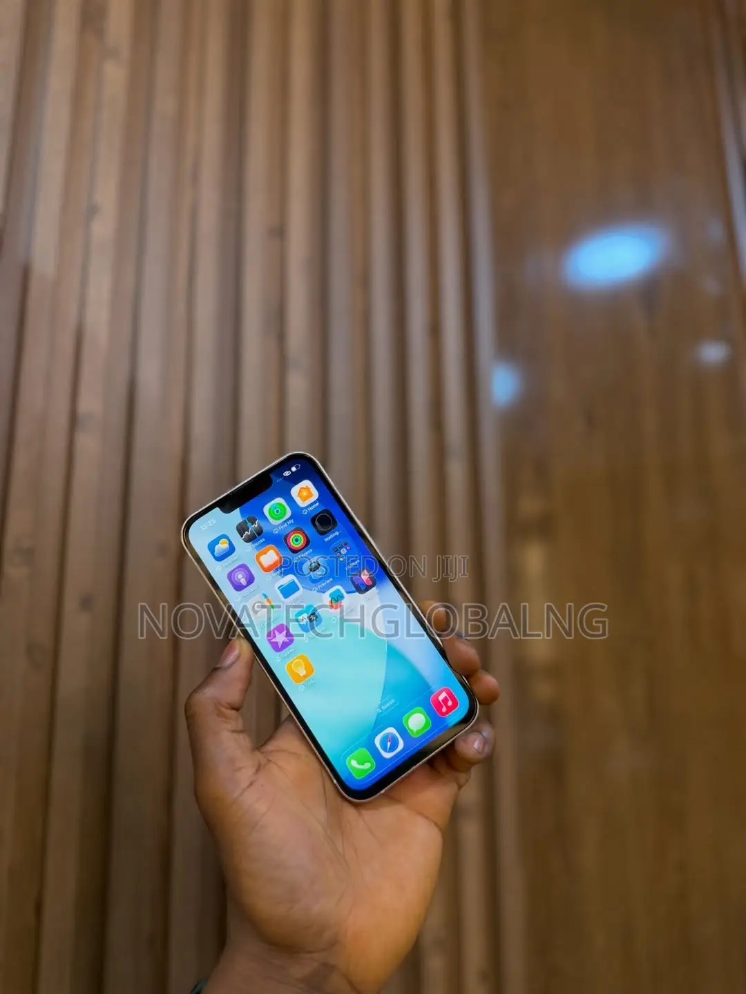 Apple iPhone 13 128 GB White