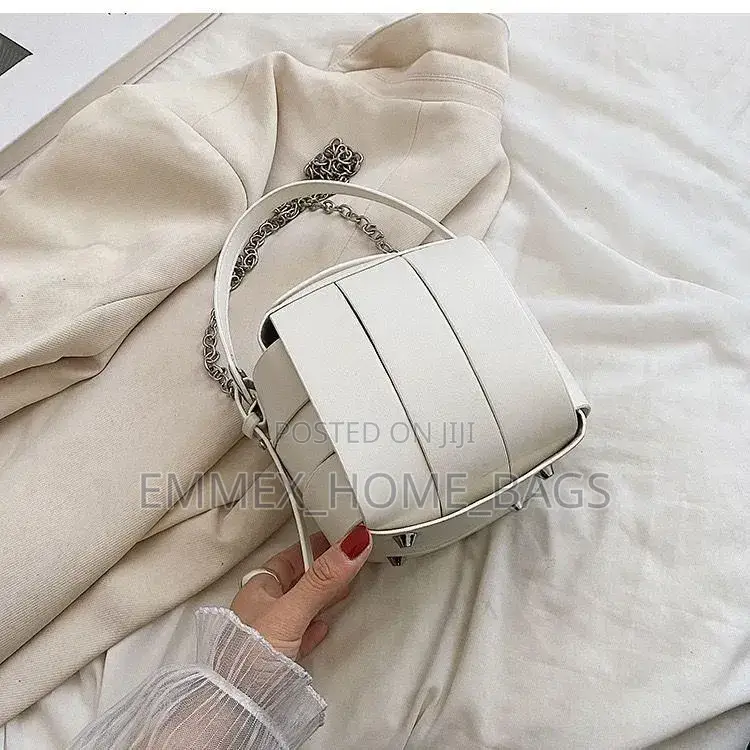 Box Handbag