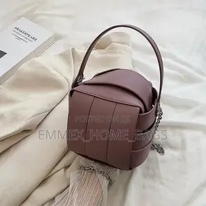Box Handbag