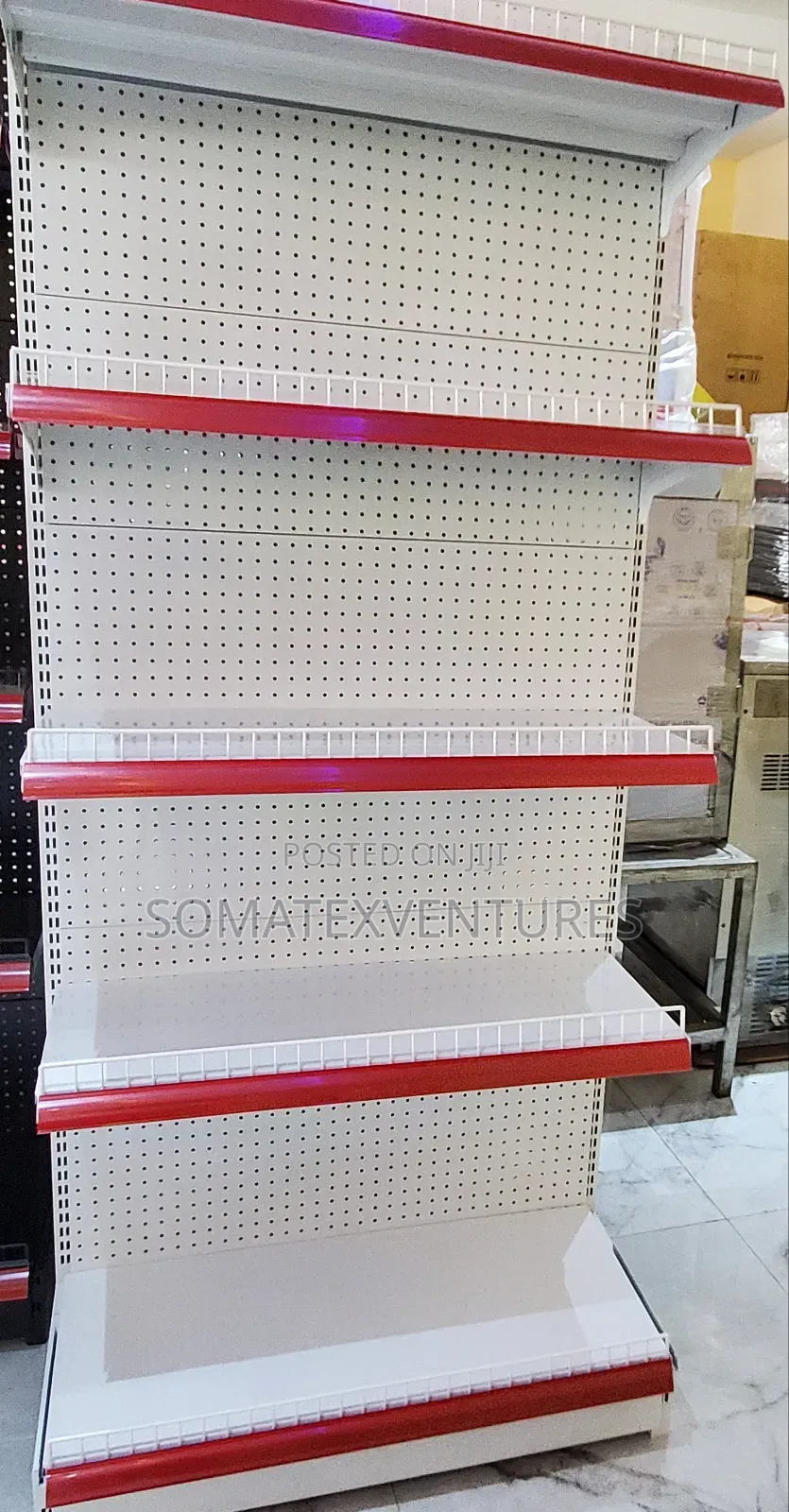 Single Supermarket Shelf