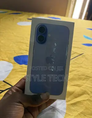 New Apple iPhone 16 128 GB Blue