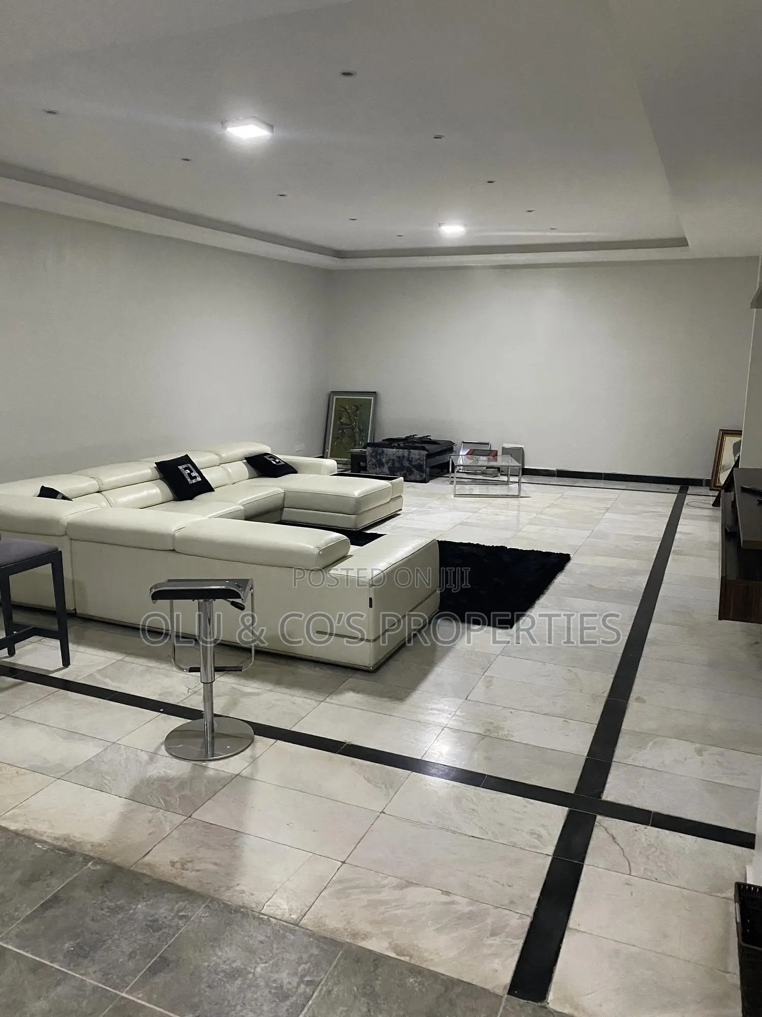 Furnished Office Space