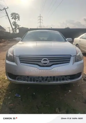 Nissan Altima 2.5 2009 Silver