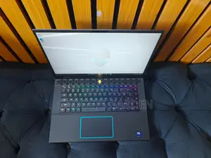 Laptop Alienware M16 R2 1GB Intel Core Ultra 7 SSD 1T