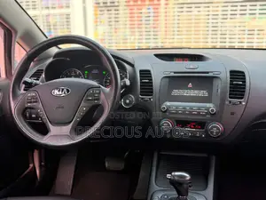 Kia Cerato 2015 White