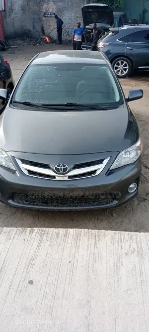 Toyota Corolla 2011 Black