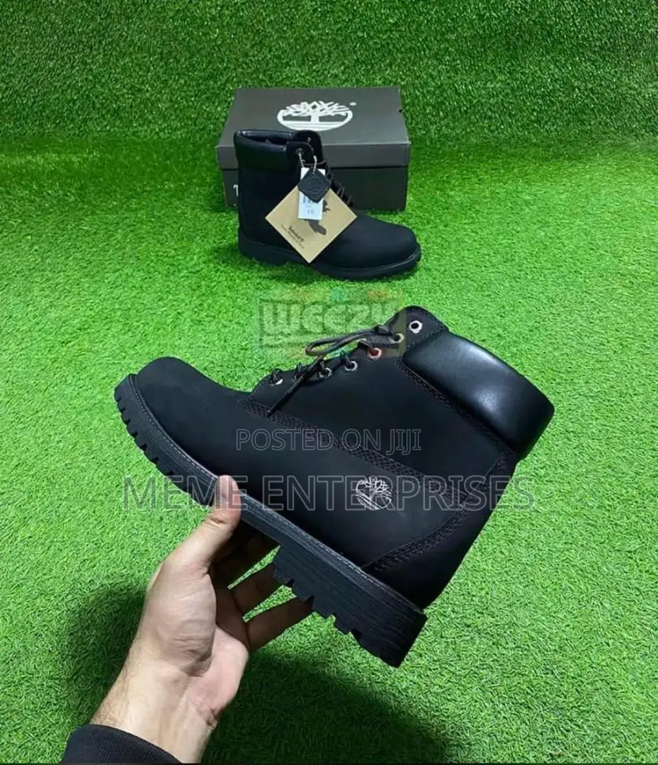 Boot  Black Brown
