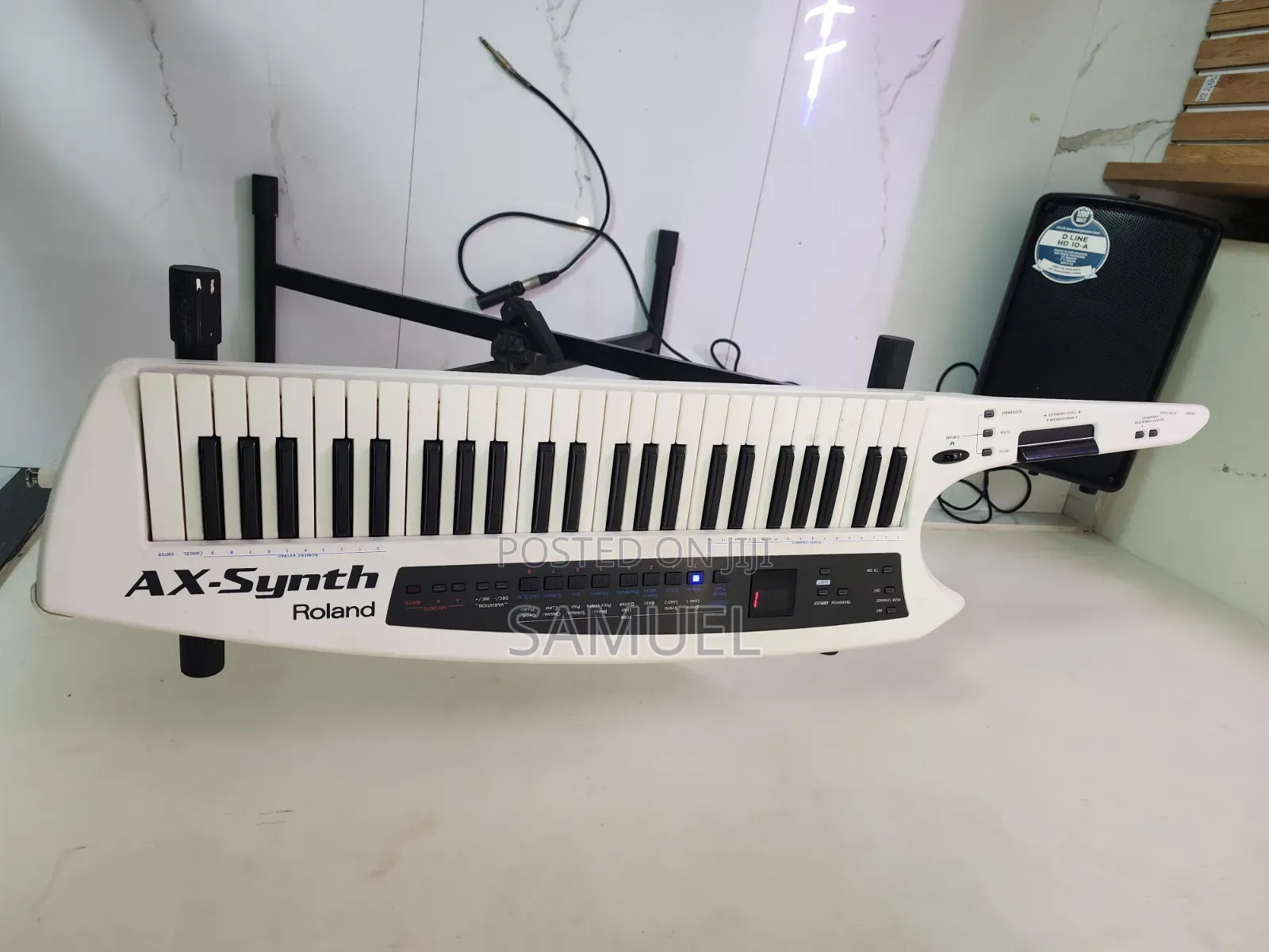 Roland Ax Synth