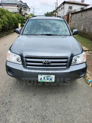 Toyota Highlander Base AWD 2004 Black