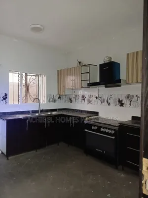 3bdrm Duplex in Ikate for rent