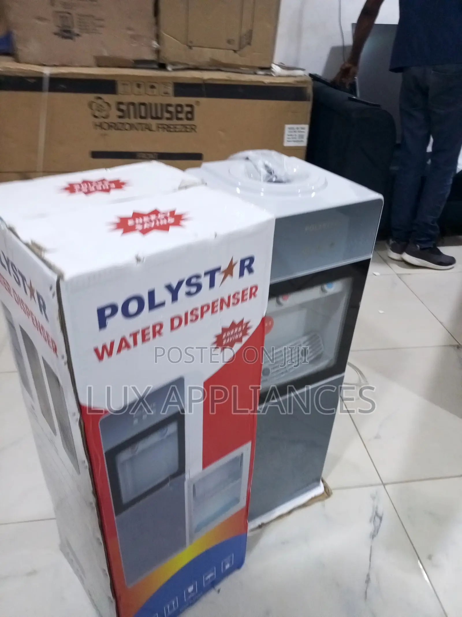 Polystar Contemporary Water Dispenser Design