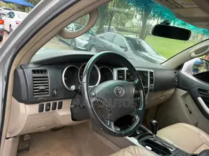 Toyota 4-Runner 2008 Silver