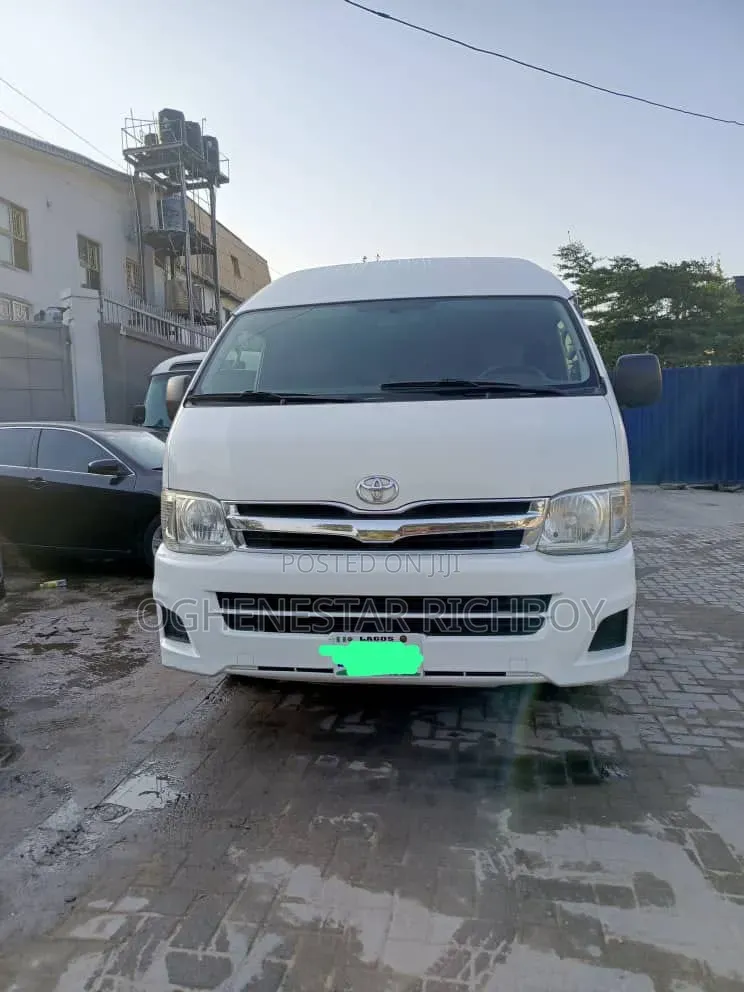 Hiace Bus For Rent