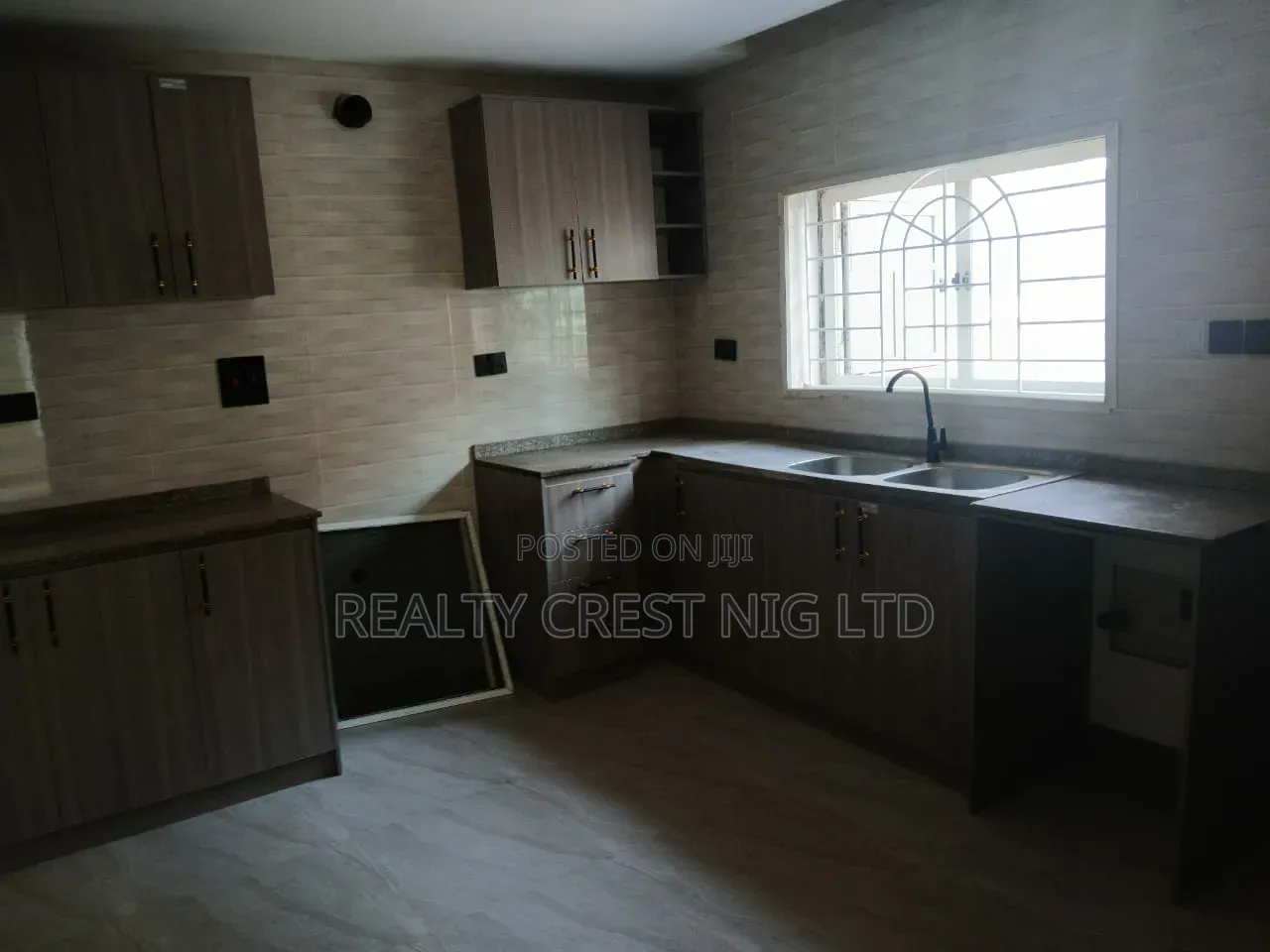 4bdrm Duplex in Ikeja GRA for rent