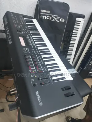 Yamaha Mox6 Professional Advanced Digital Synthesizer Workstation