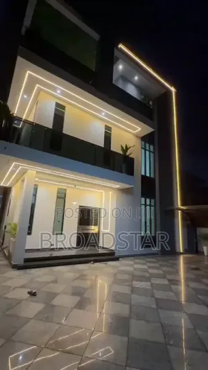 Furnished 5bdrm Duplex in Zone B for sale