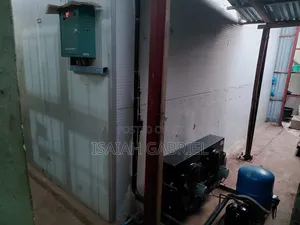 A Complete Cold Room With Accessories for Sale