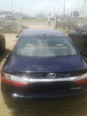 Lexus ES 2017 Blue