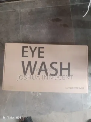 Emergency Eye Wash Station With First Aid