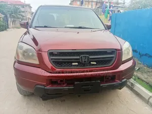 Honda Pilot 2004 Red