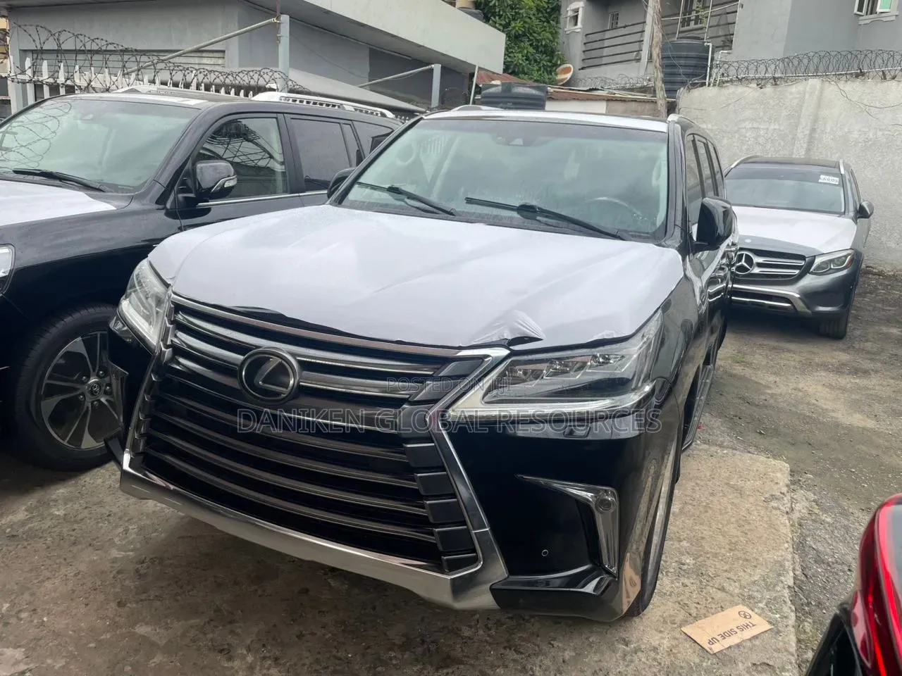 Lexus LX 2021 Black