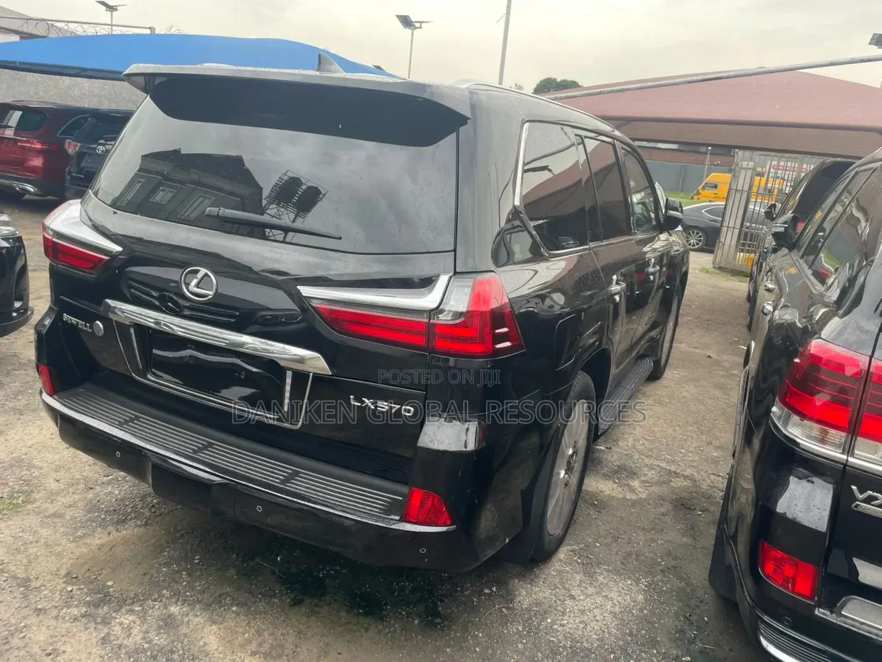 Lexus LX 2021 Black