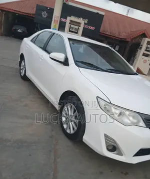 Toyota Camry 2013 White