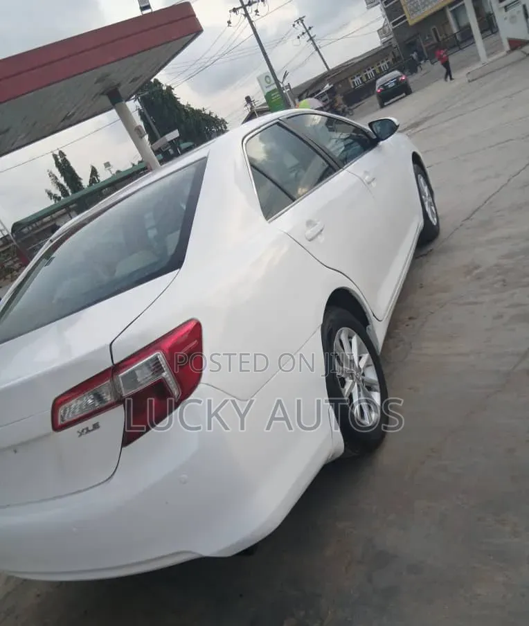 Toyota Camry 2013 White
