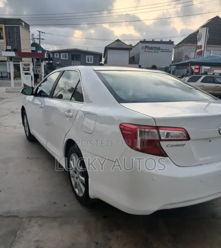 Toyota Camry 2013 White