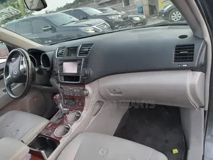 Toyota Highlander 2013 Gray