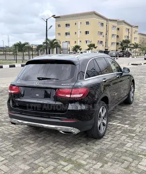 Mercedes-Benz GLC-Class 2017 Black