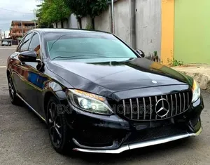 Mercedes-Benz C300 2015 Black