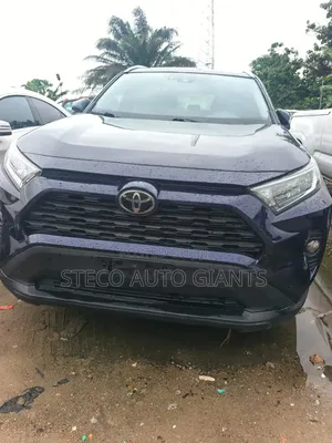 Toyota RAV4 2020 Blue