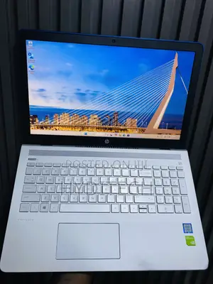 Laptop HP Pavilion 15 16GB Intel Core i7 SSD 512GB